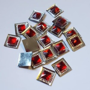 10pc Red Square Shape Faceted Glue On 12mm