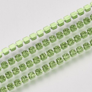 SS6 Colour Plated Metal Chain with Peridot Green Glass Stone - 1 Yd