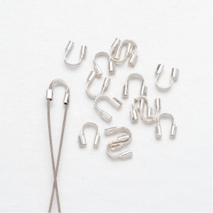 100pcs Brass Wire Guardian and Protectors, Silver Color Plated, about 4mm wide, 5mm long, 1mm thick, hole: 0.5mm